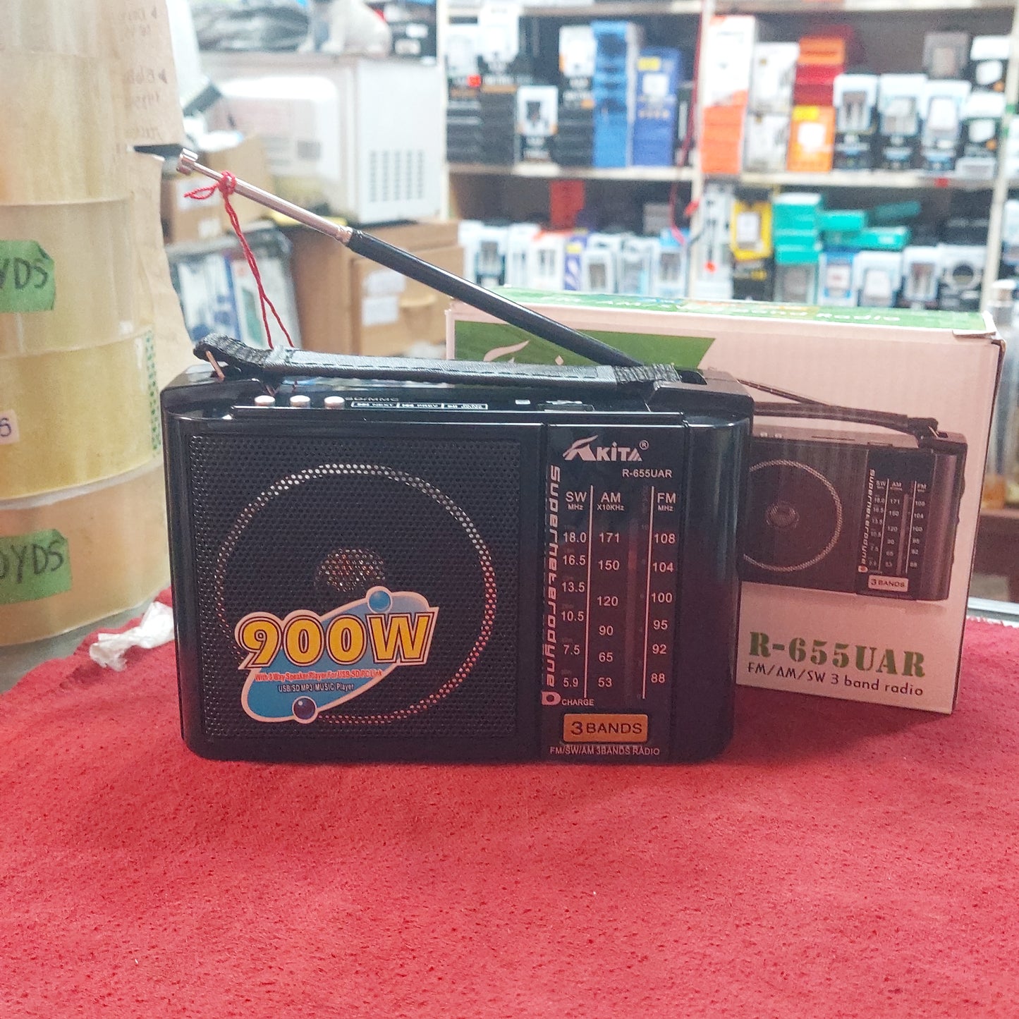 Radio Fm electrico/ recargable y a pilas - Cod : 03
