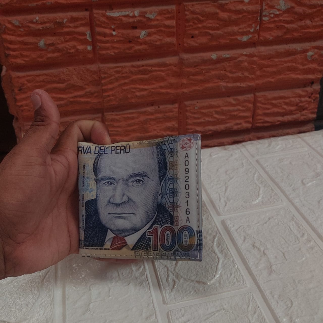 Billetera - COD : 01 - COD : 01