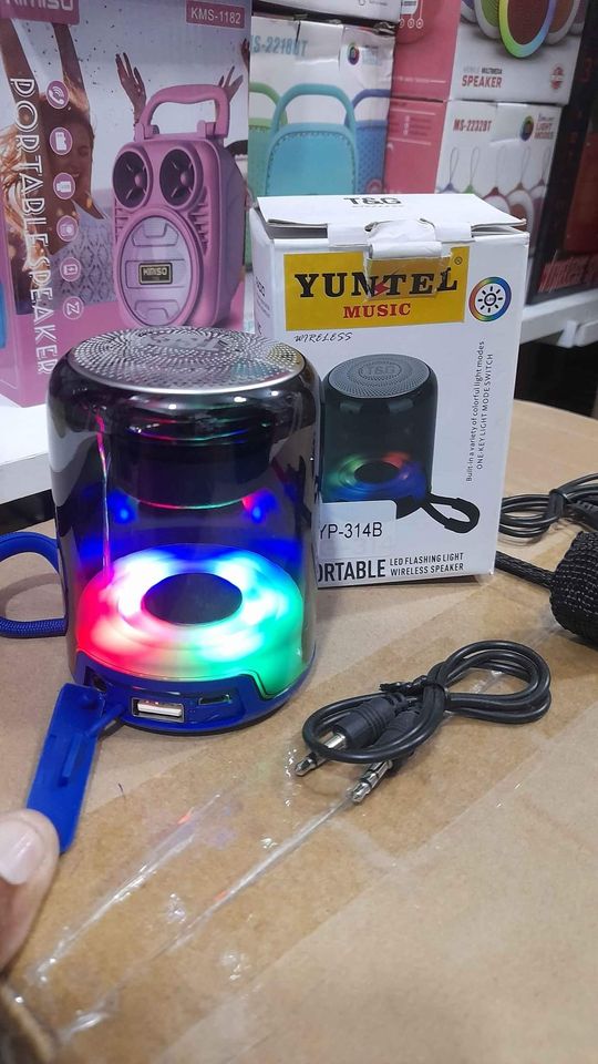 Parlante Bluetooth pequeño - Cod : 02 - Cod-2399