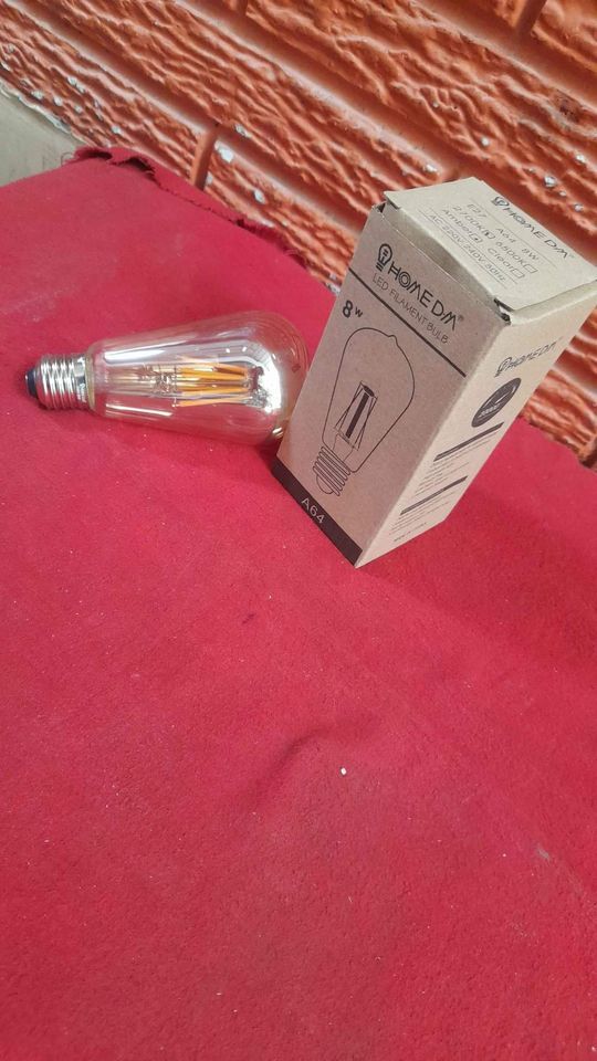 Foco led 8W - Luz amarilla - Cod : 03