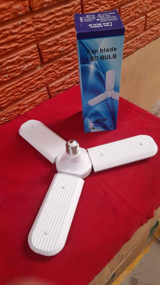 Foco 3 aspas 45W - Cod : 03