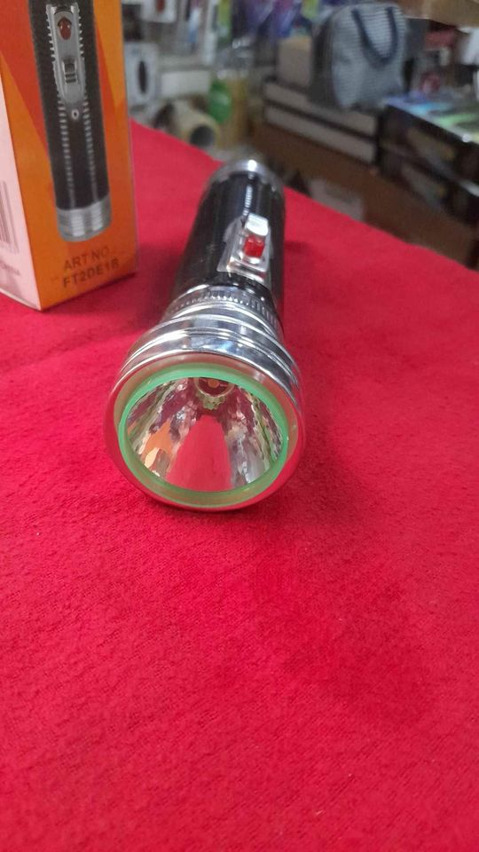 Linterna a Pilas - Cod : 02