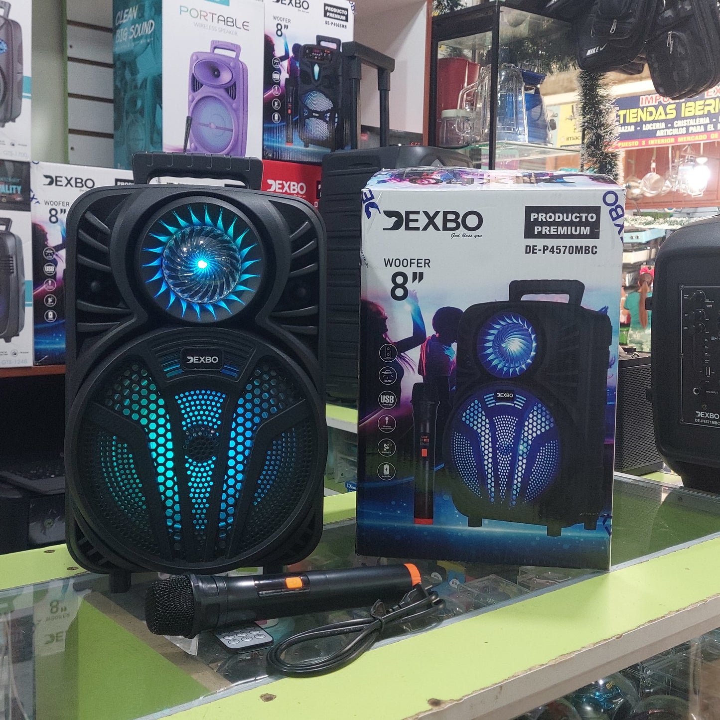 Parlante 20W a corriente y recargable con microfono Cod:6086 driver :05