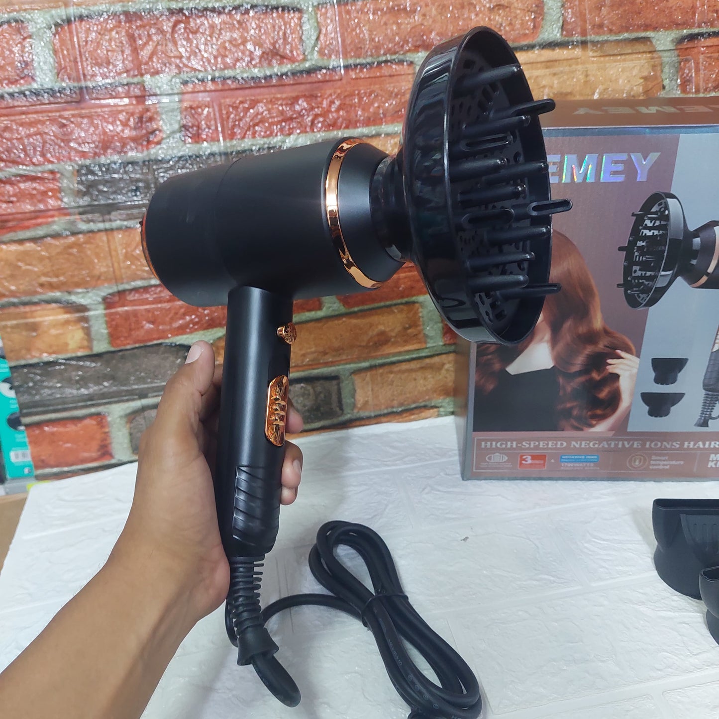 Secadora de cabello Cod:5005 Driver :01