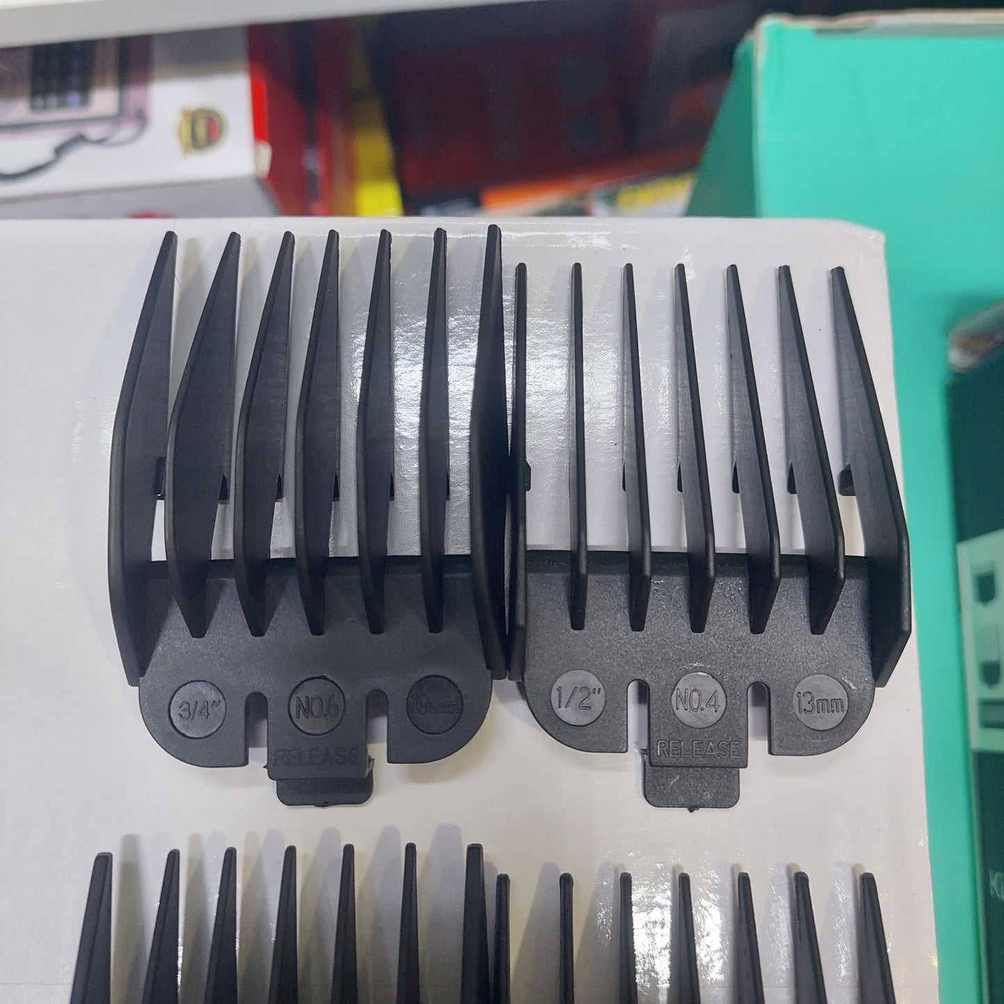 Maquina de cortar cabello electrica Kemei Cod:3355 Driver :02