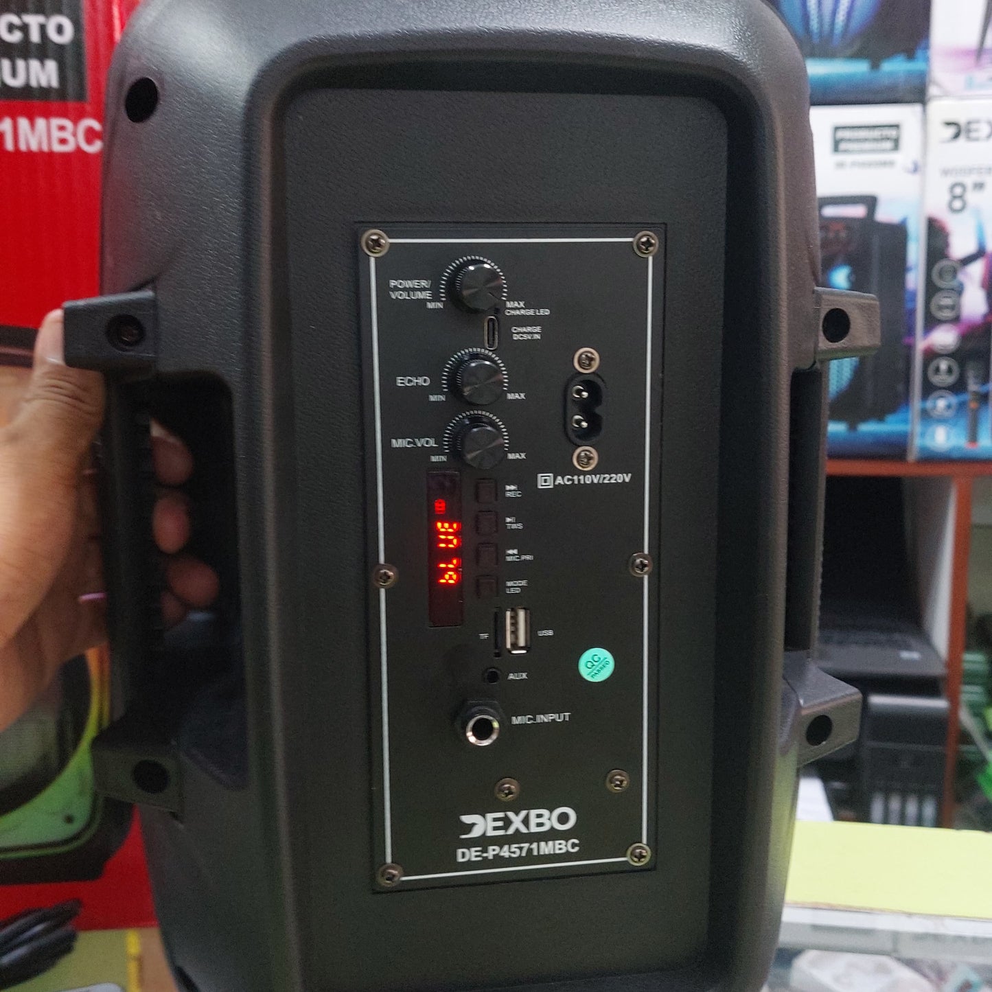 Parlante Bluetooth 8" 10W trabaja directo a la corriente con microfono Inalambrico Cod:6088 driver:05