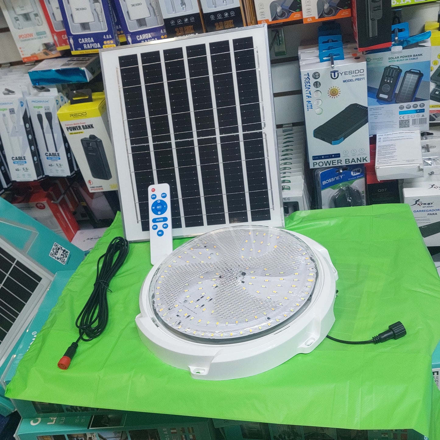 Foco con panel solar COD:1055 COD:02