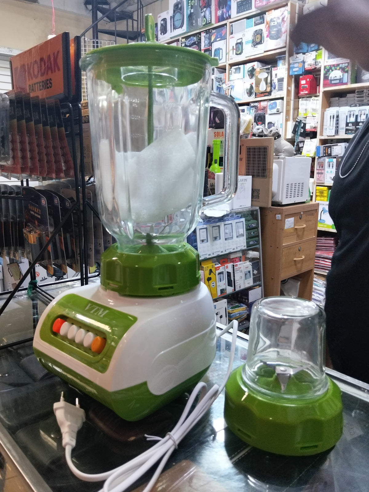Licuadora vaso de vidrio 1.5 L Cod:3021 driver:03