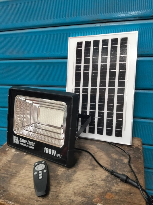Reflector led 100w con panel solar Cod:1205 driver:01