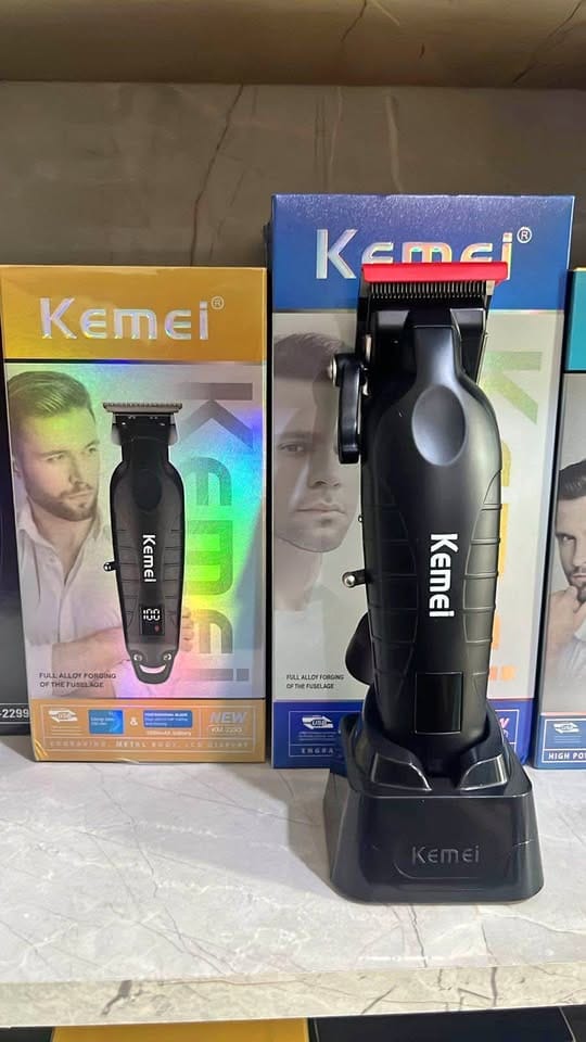 Maquina inalambrica de cortar cabello kemei COD:02