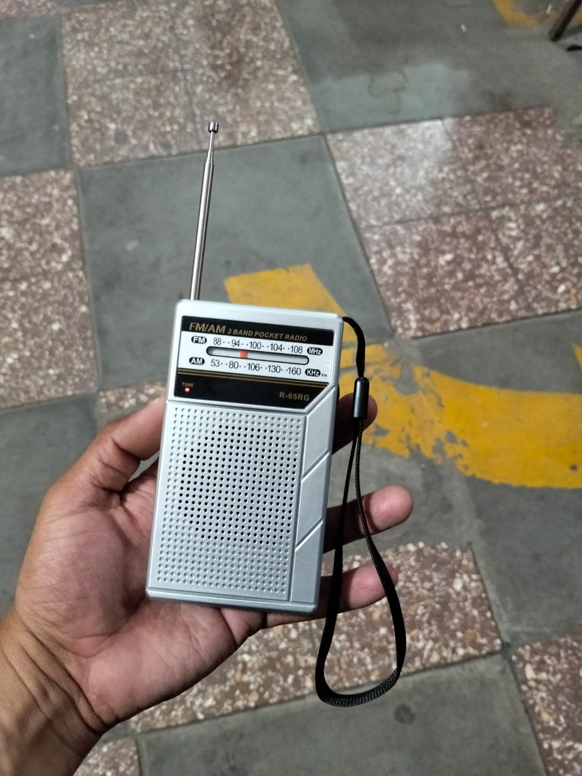 Radio Am/FM Recargable y a Pilas Cod:1391 driver:03
