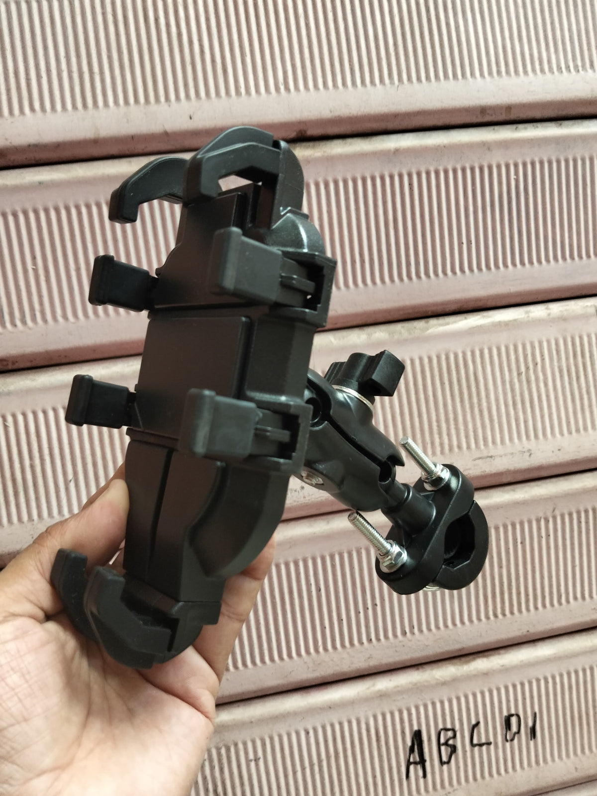 soporte de celular 8 garras timon de moto Cod:3091 driver:01