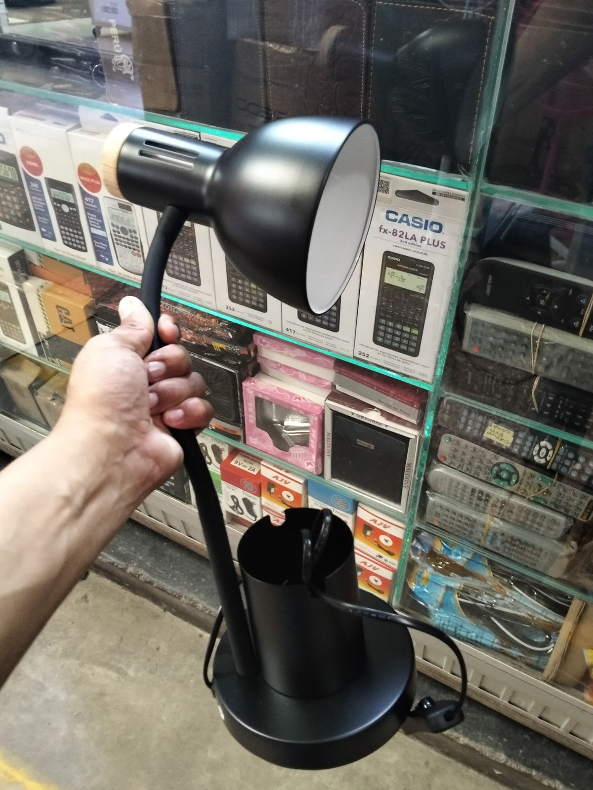 Lampara con portalapiceros electrica Cod:3093 driver :03