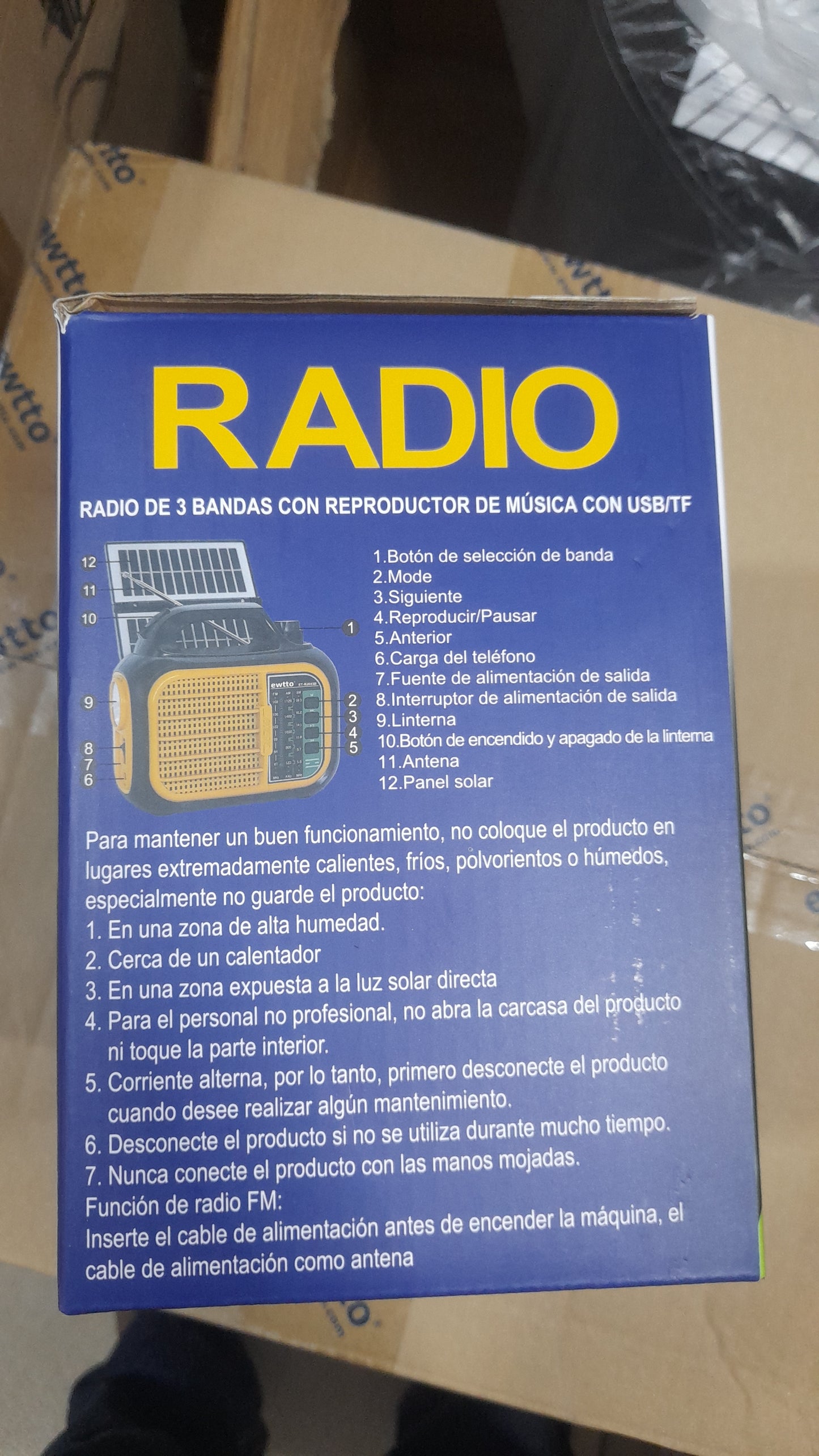 Radio Bluetooth  con panel solar y 1 foco - Cod  : 02