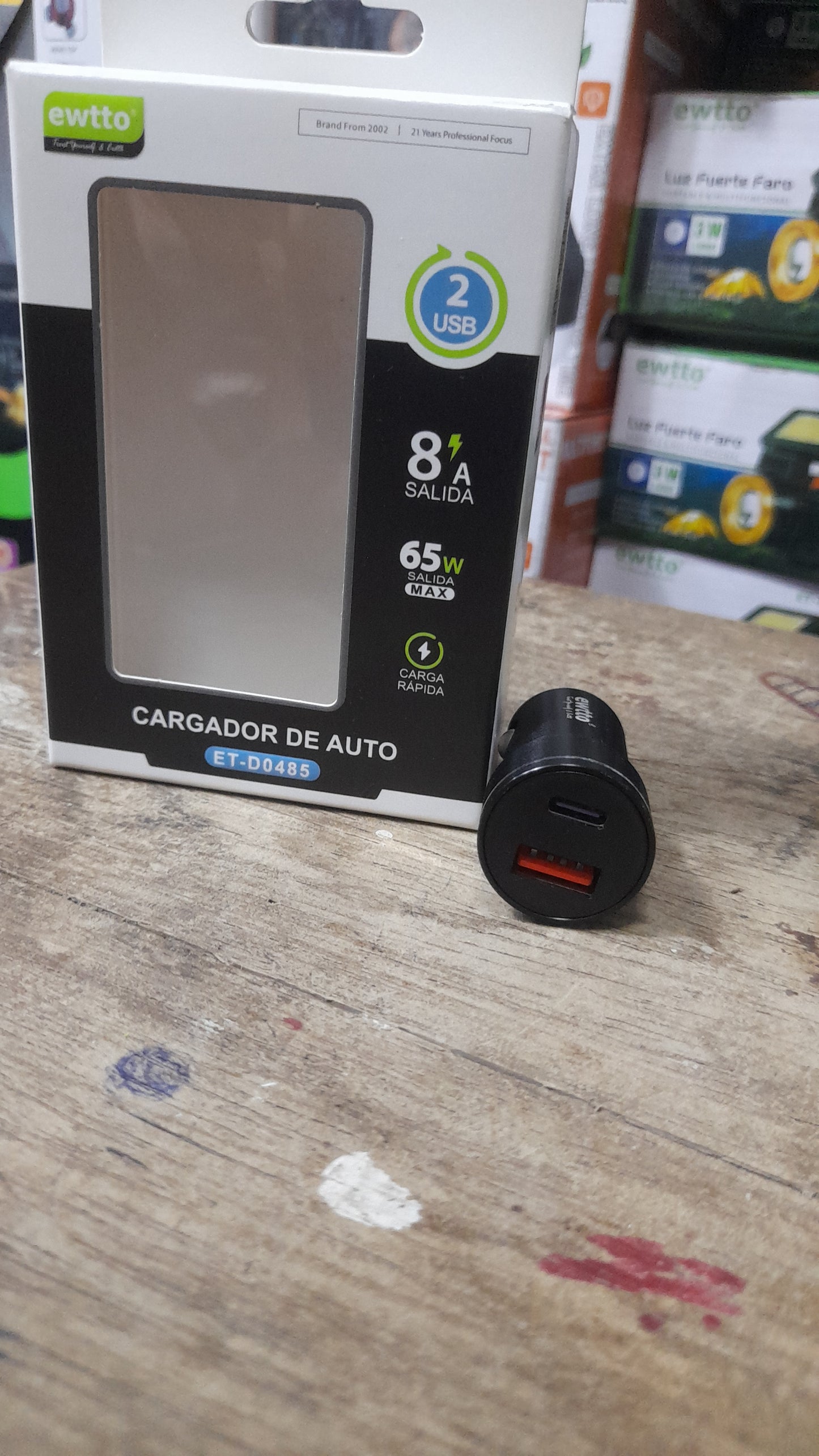 Cigarrera para auto Tipo C y  Usb - COD : 01