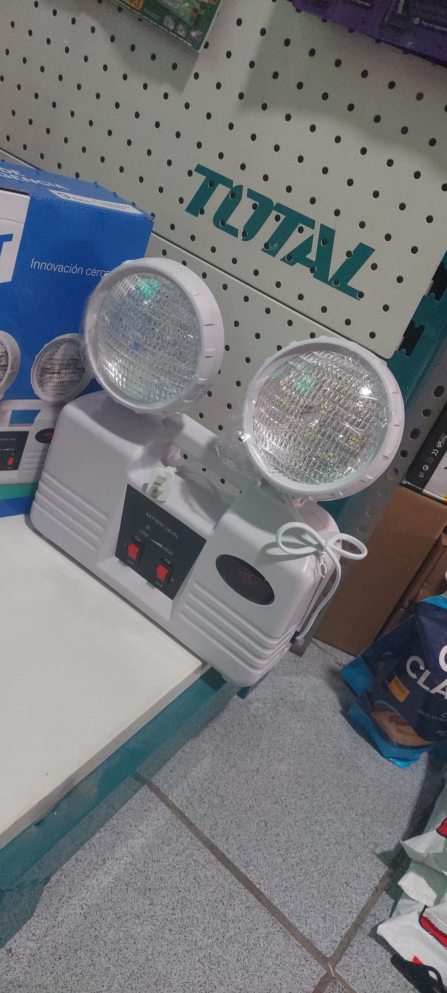 Lámpara de emergencia - Cod : 05