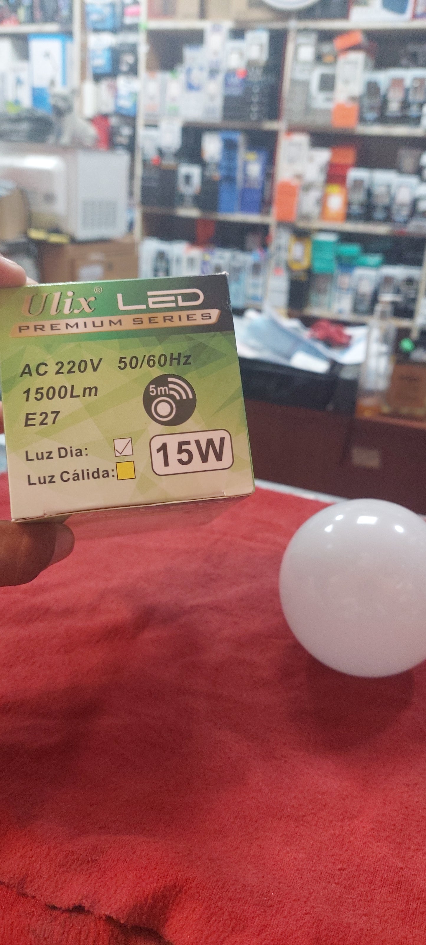 Foco led 15W con sensor de movimiento - Cod  : 03