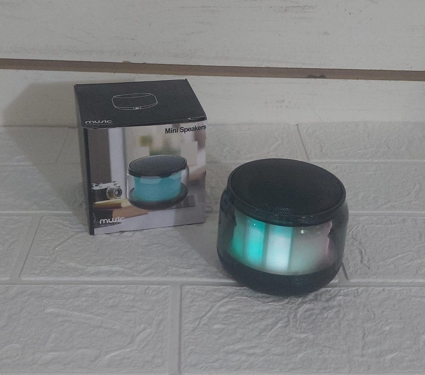 Parlante Bluetooth pequeño - Cod  : 06
