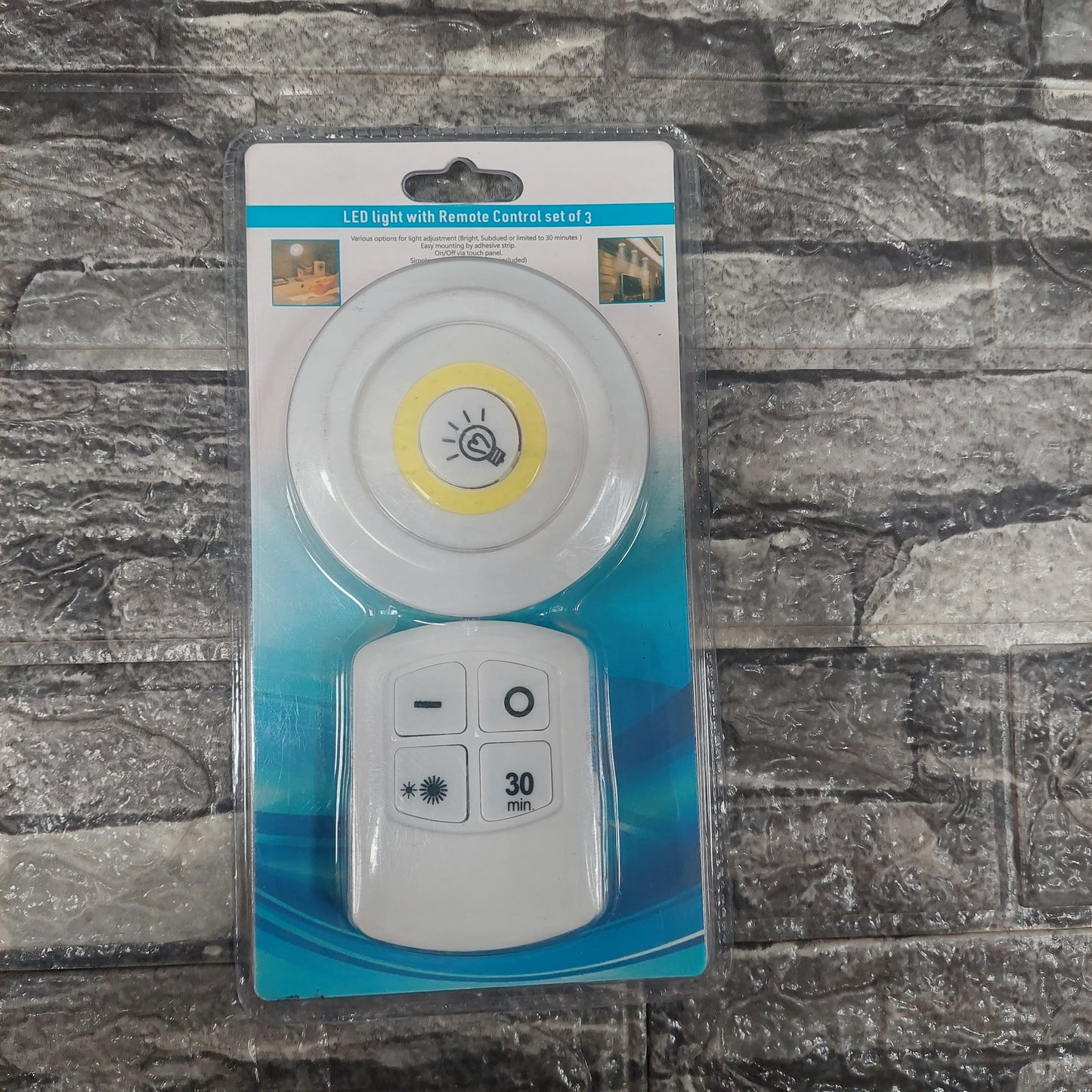 Luz LED con control remoto - COD : 01