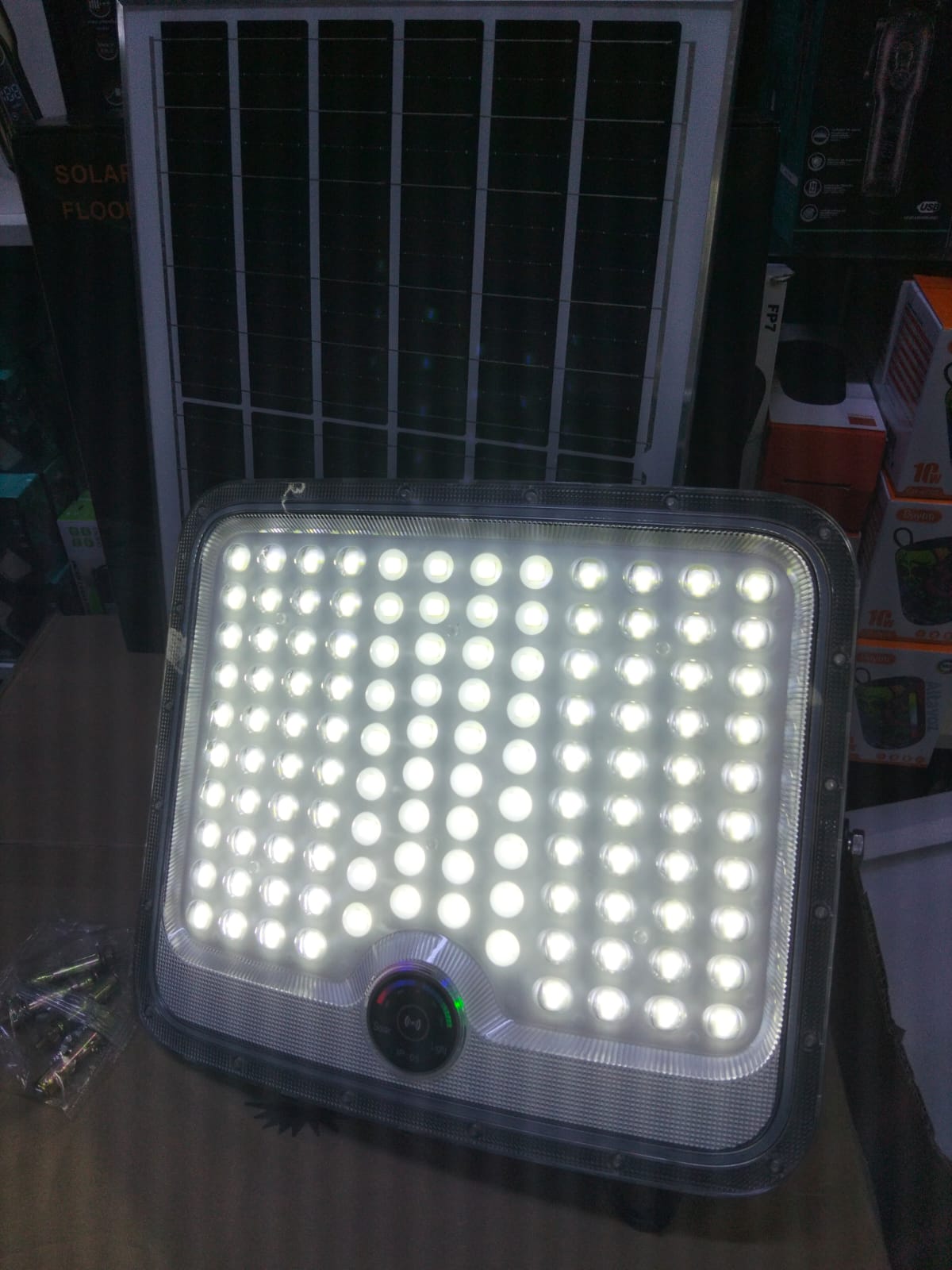 Reflector led 500W con panel solar cod:1254 driver :02