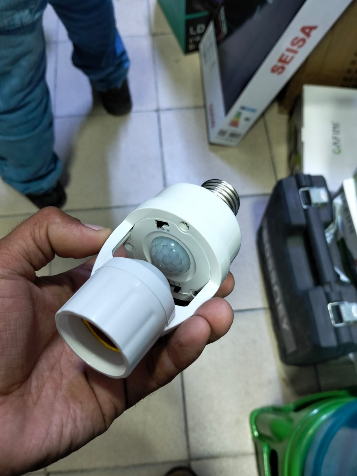 Socket con sensor de movimiento Cod:1467 driver :02