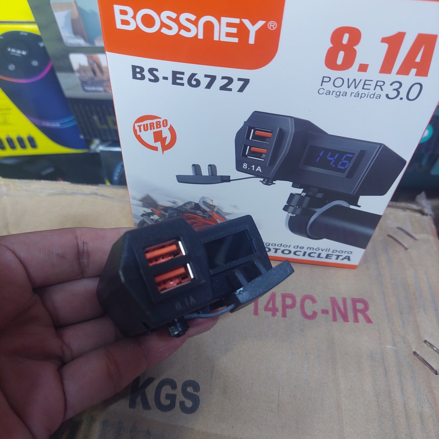 Cargador para moto 8.1A Cod:6021 driver :02