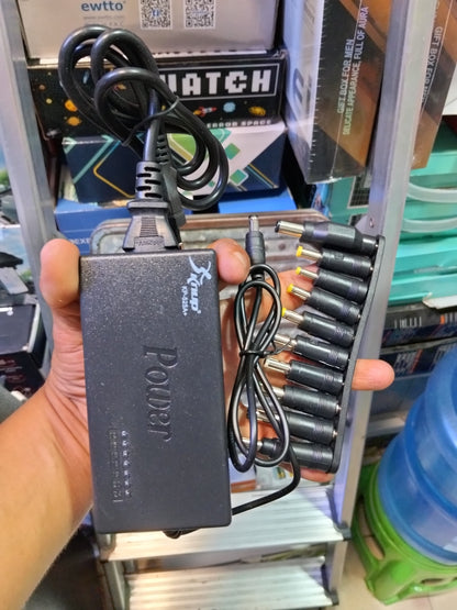 Cargador universal para netbook Cod:3011 driver:02
