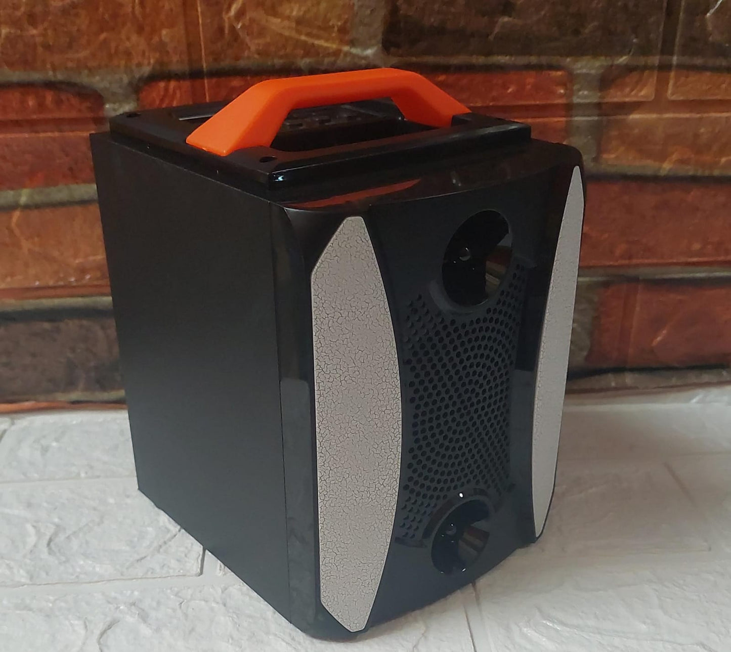 Parlante Bluetooth 10W Cod:4417 Driver :01