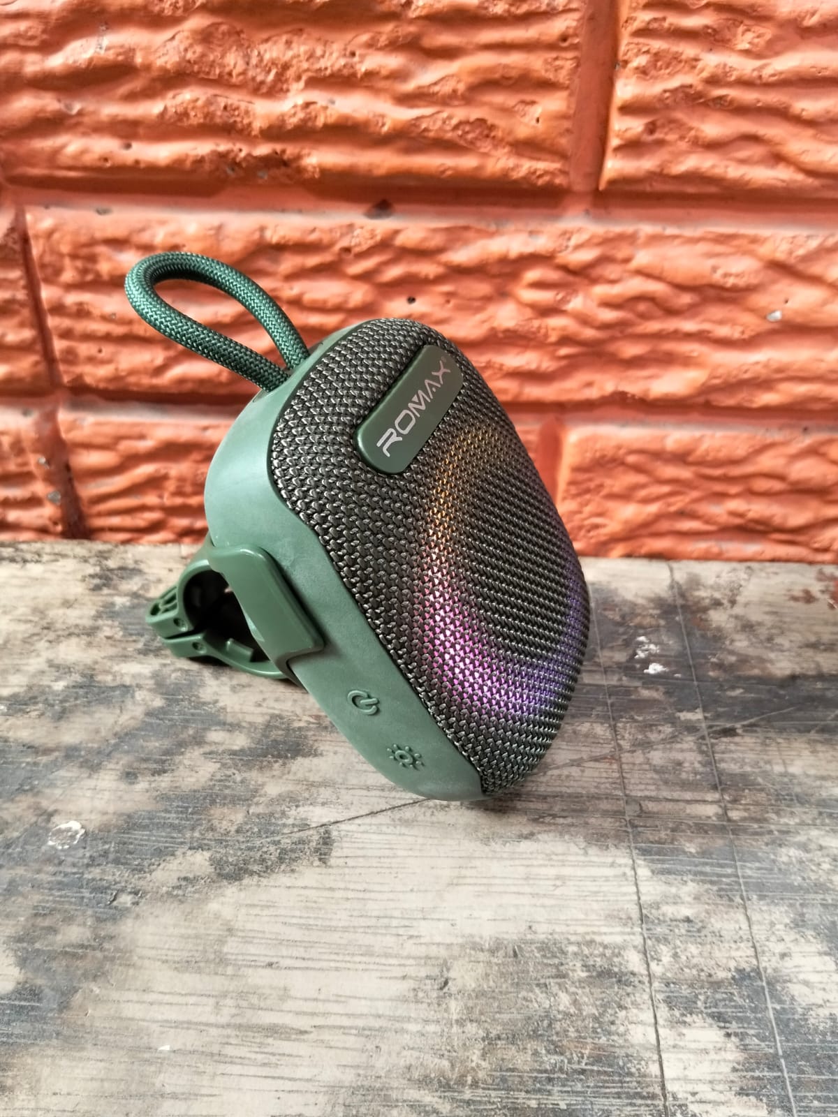 Parlante Bluetooth para moto/bici cod:1532 driver :01