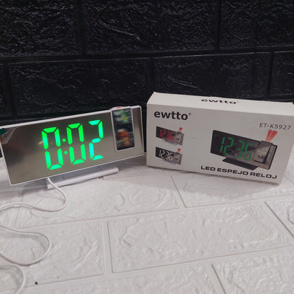 Reloj digital con proyector Cod:3286 Driver:01