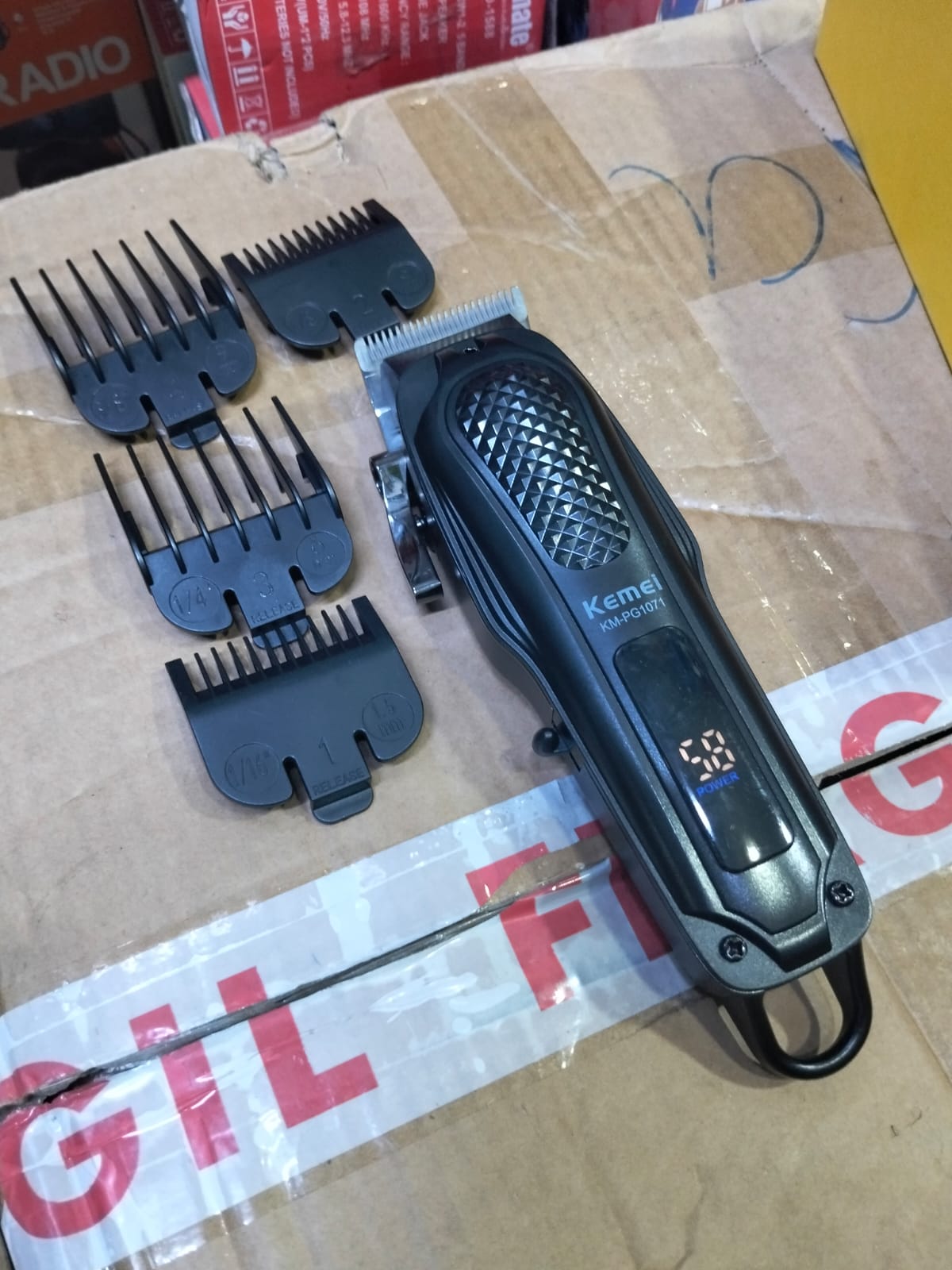 maquina de cortar cabello Inalambrica Cod:1583 driver:02