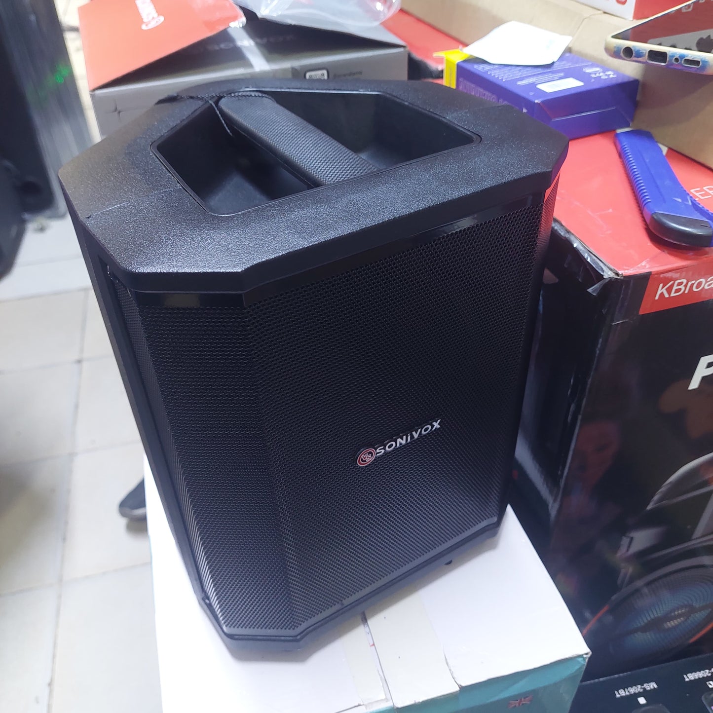 Parlante Bluetooth y a corriente con microfono Cod:7001 driver:02