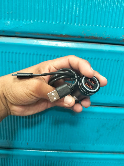 cigarrera  cargador para auto  5.5A Cod:1298 driver:01