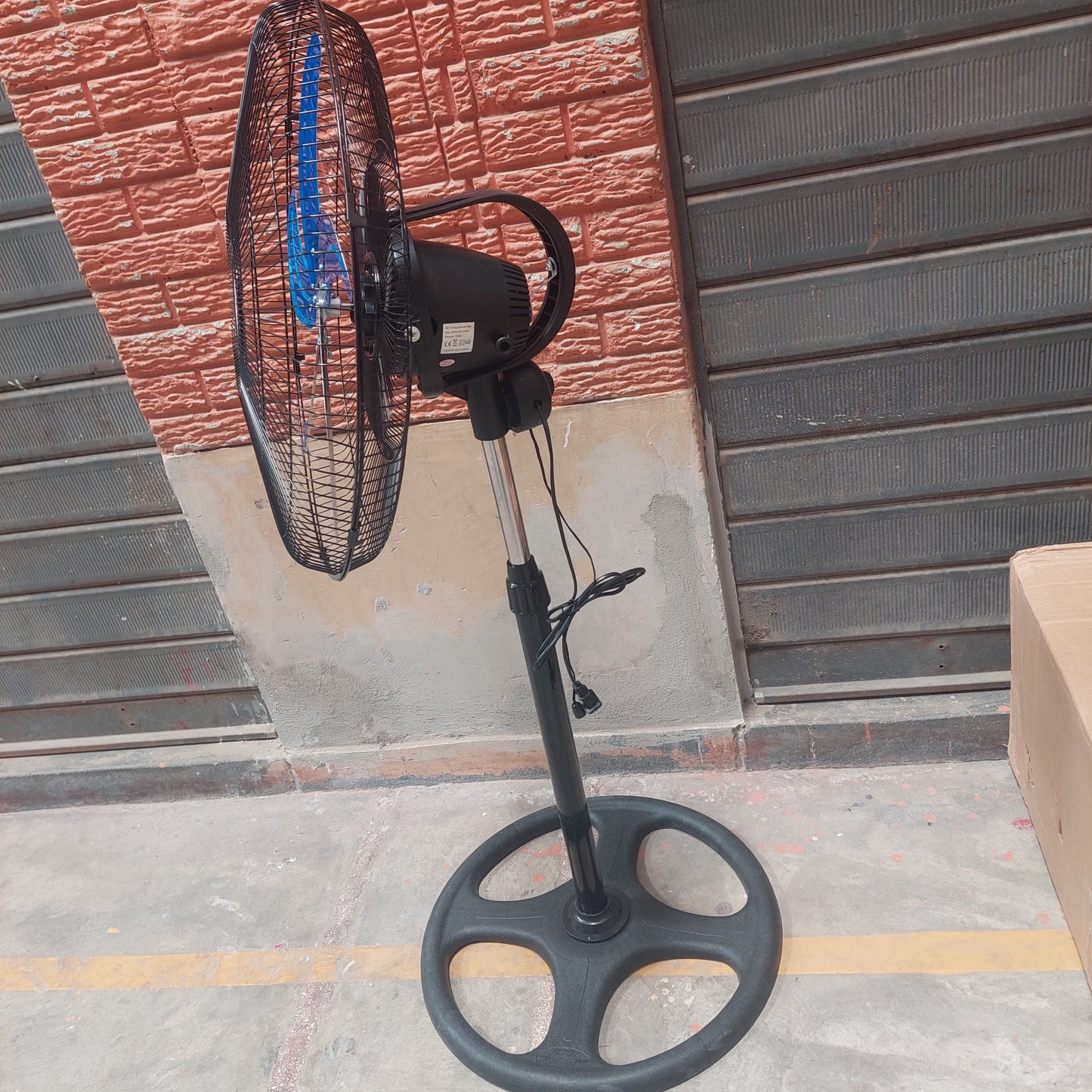 Ventilador 70W orbital 18" Cod:6011 driver :01