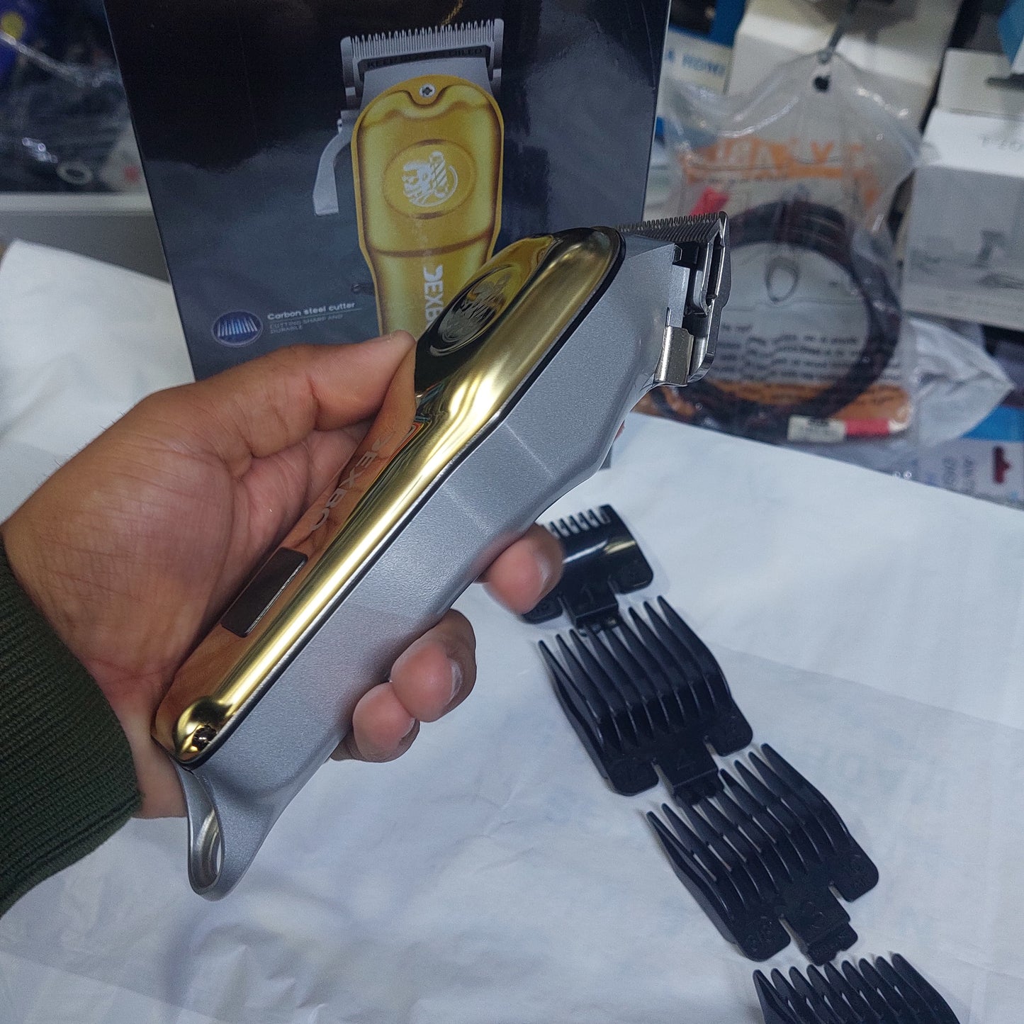 Maquina de cortar cabello Inalambrica Cod:3240 Driver :02