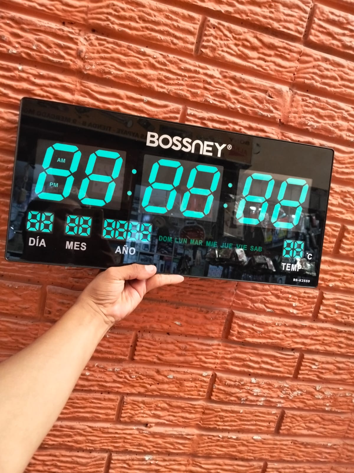 Reloj digital 44 cm  x 21 cm  pared Cod:1369 driver:03