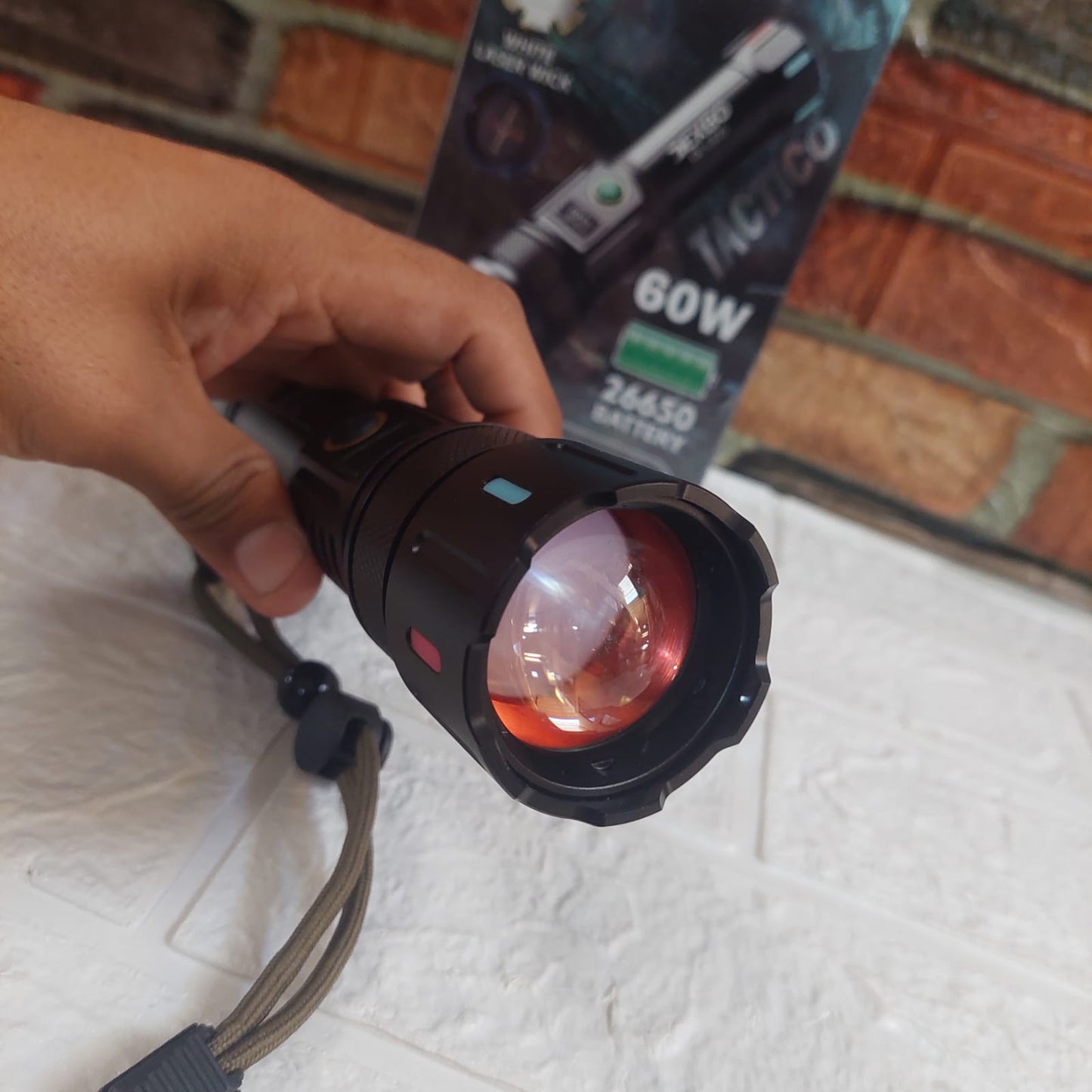 linterna recargable largo alcance  60W Cod:5004 Driver 03