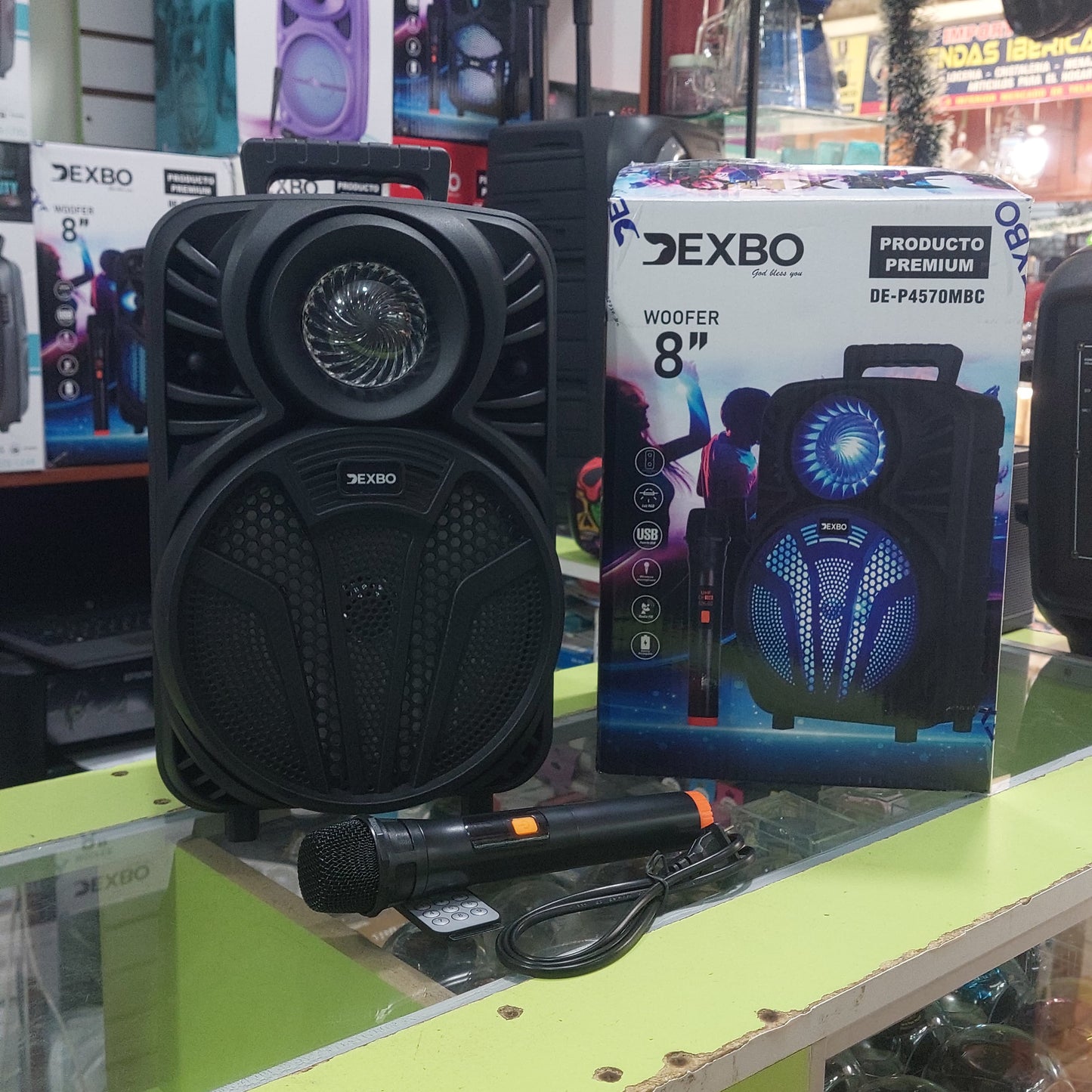 Parlante 20W a corriente y recargable  con microfono Cod:6086 driver :05