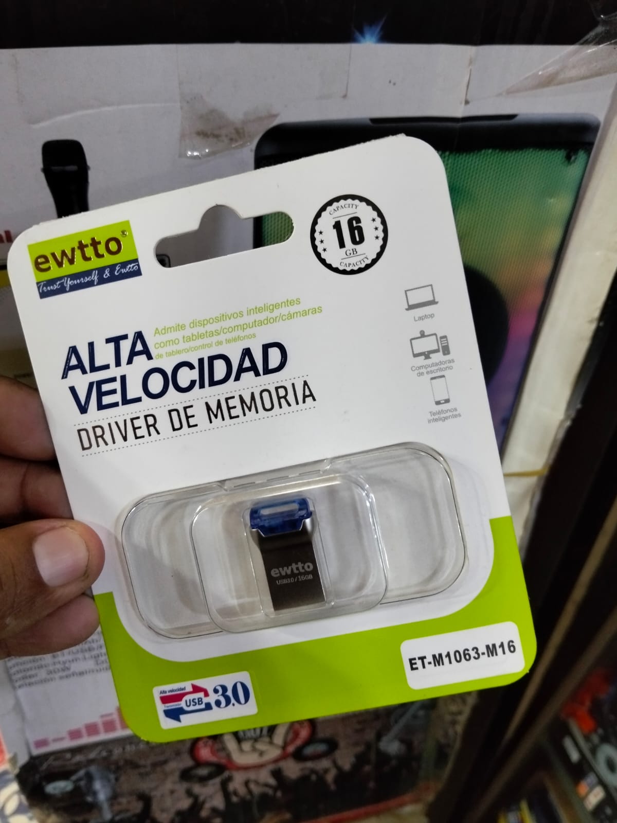 memoria Usb 16 GB Cod:1448 driver :03