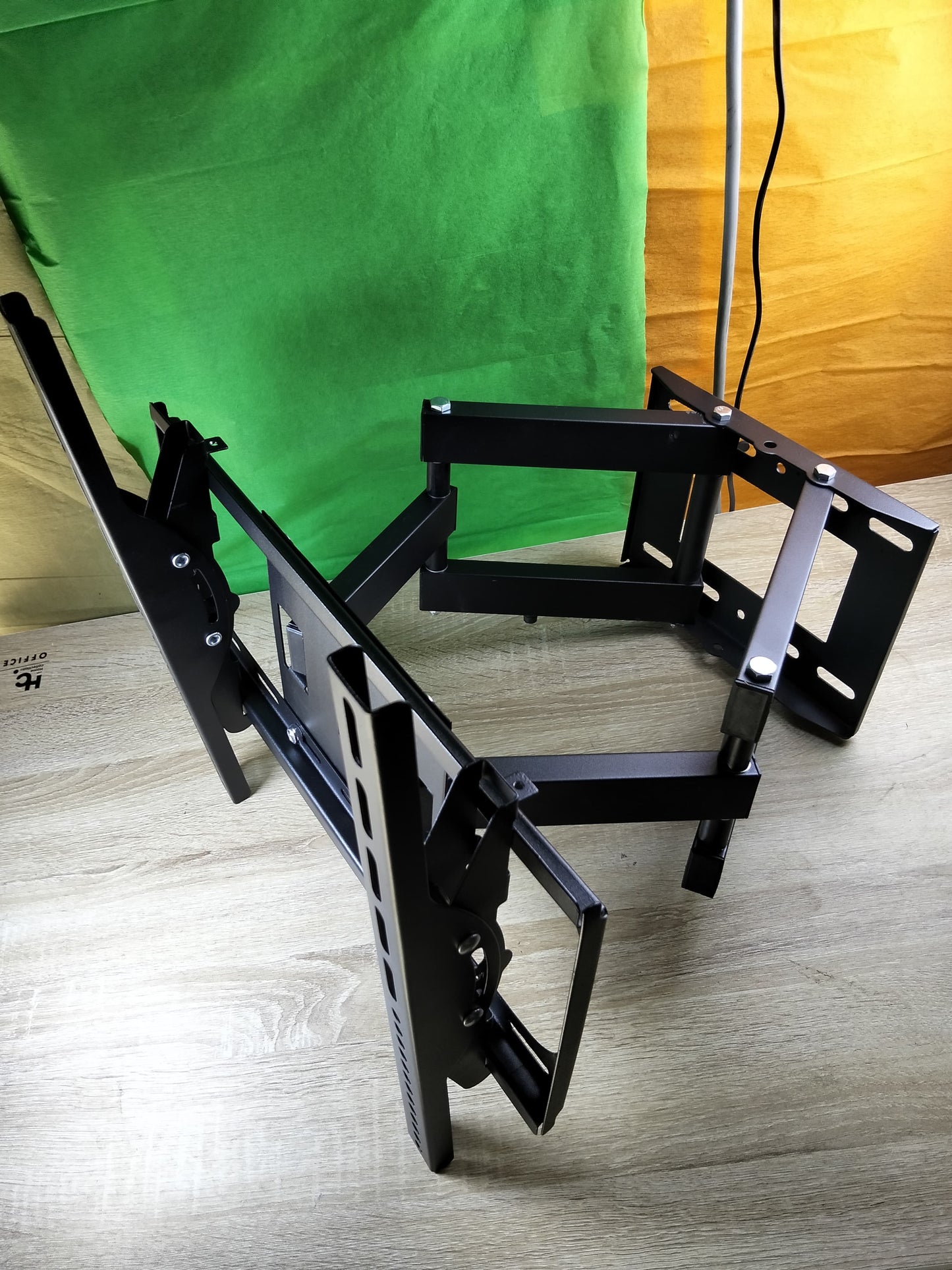 rack Giratorio doble brazo 32"-60" Cod:1237 driver :01