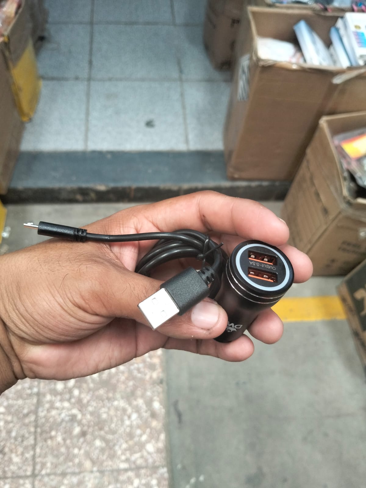 cigarrera  cargador para carro 100W Cod:1299 driver :01