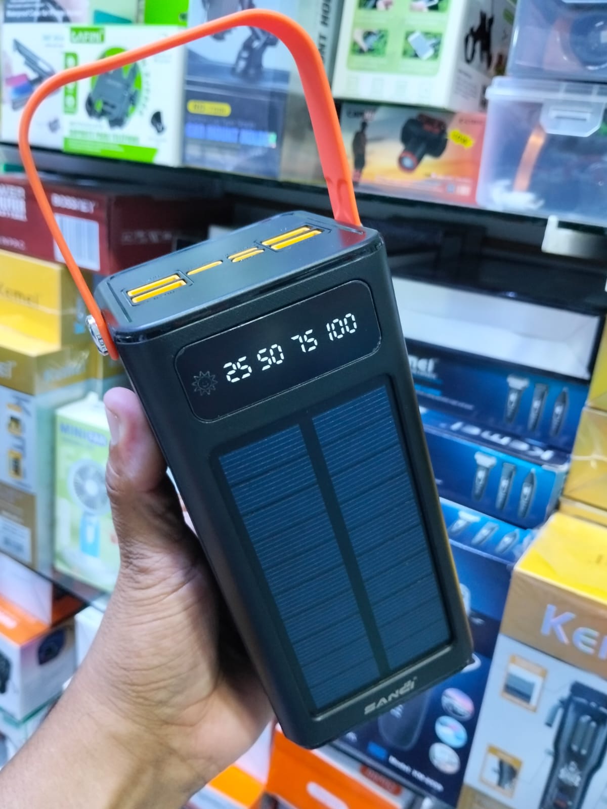 bateria portatil 80000mah solar Cod:1379 driver:02