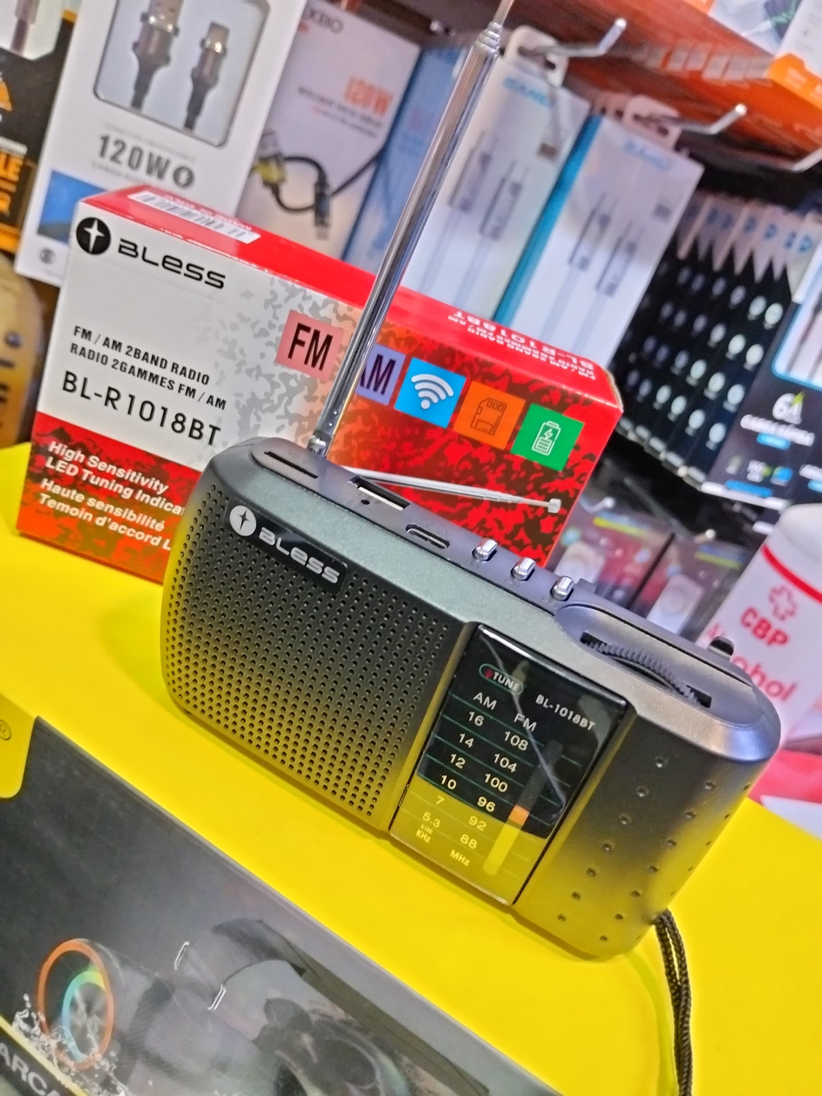 Radio FM/AM RECARGABLE COD:3074 driver:02