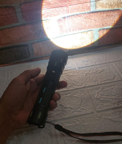 Linterna recargable  largo alcance Cod:4404 Driver:01