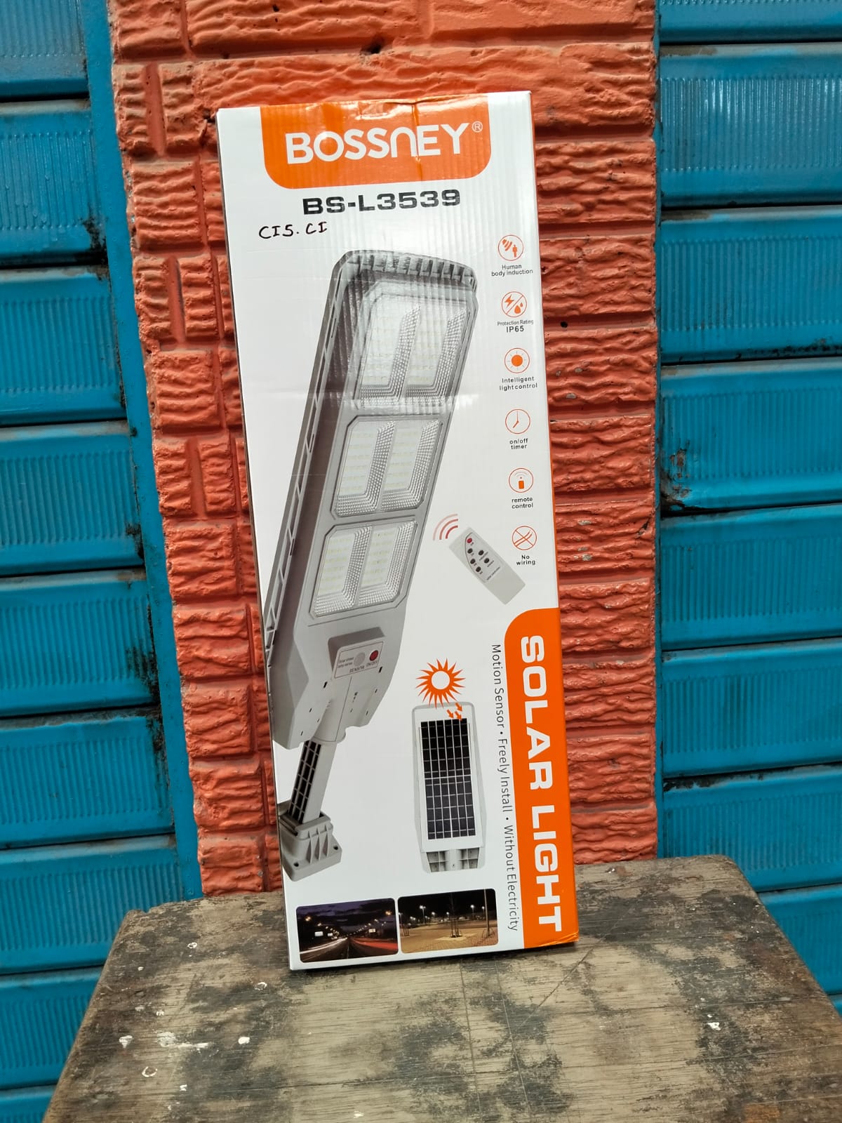 iluminaria solar 300W cod:1316 driver:01