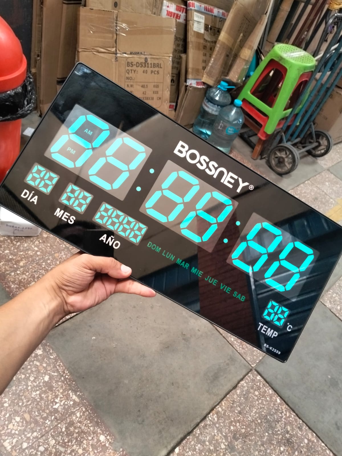 Reloj digital 44 cm  x 21 cm  pared Cod:1369 driver:03