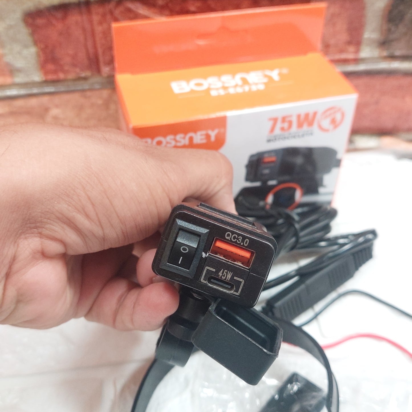 cargador de moto para celular  75W Cod:3222 Driver :01