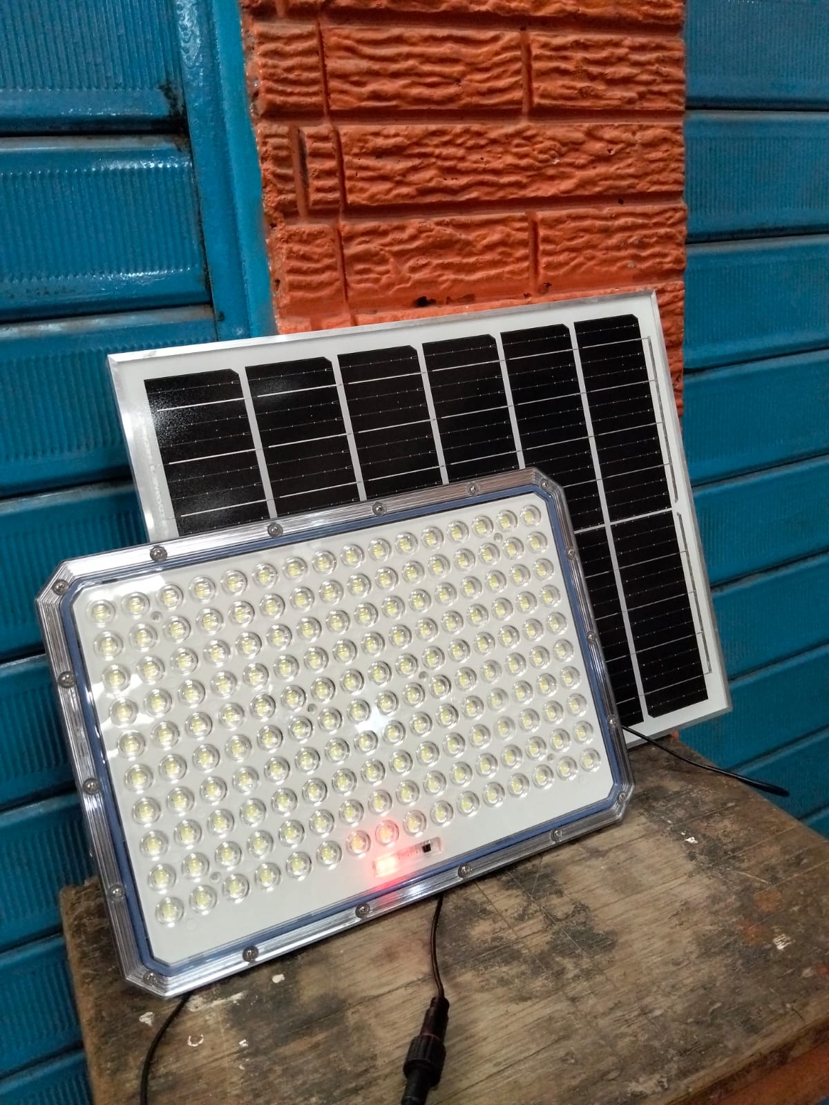 Reflector 500W con panel solar Cod:1337 driver:01