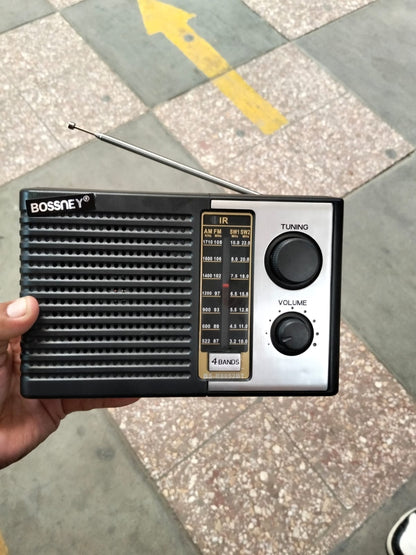 Radio Fm / Am electricidad/ recargable y a pilas Cod: 1382