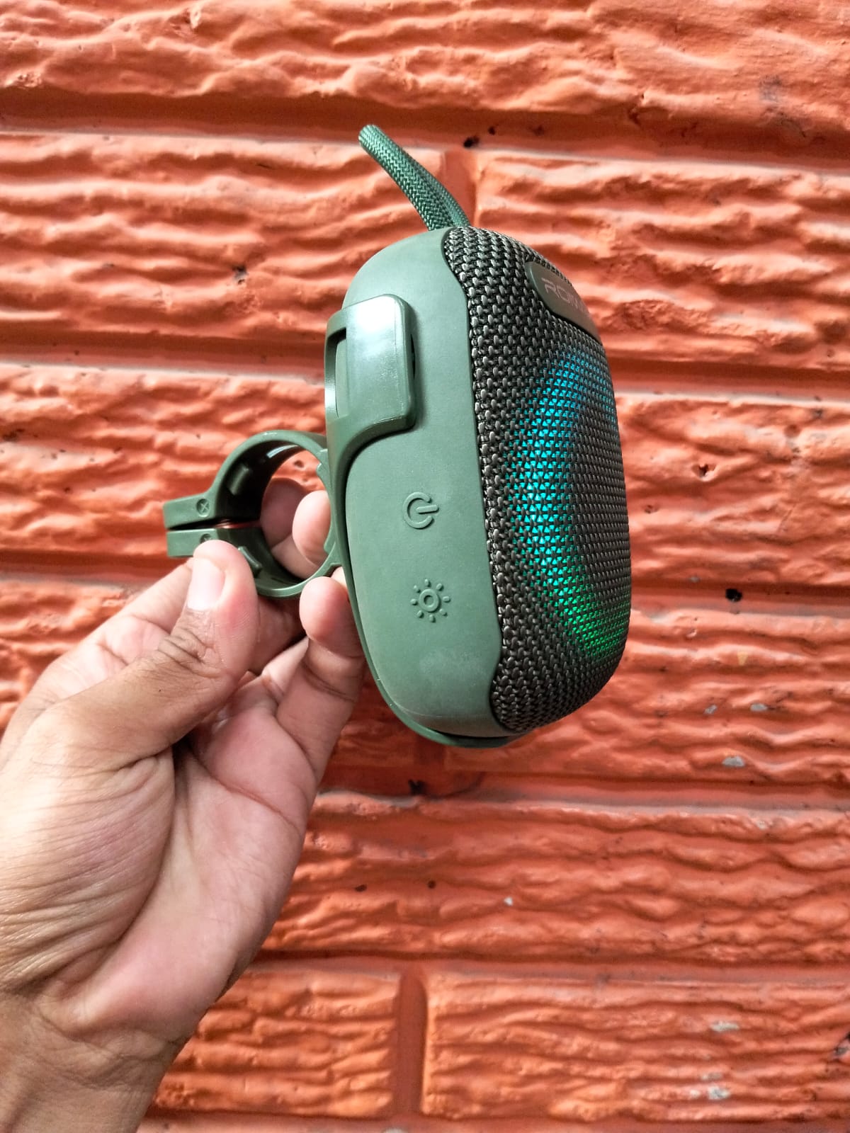 Parlante Bluetooth para moto/bici cod:1532 driver :01